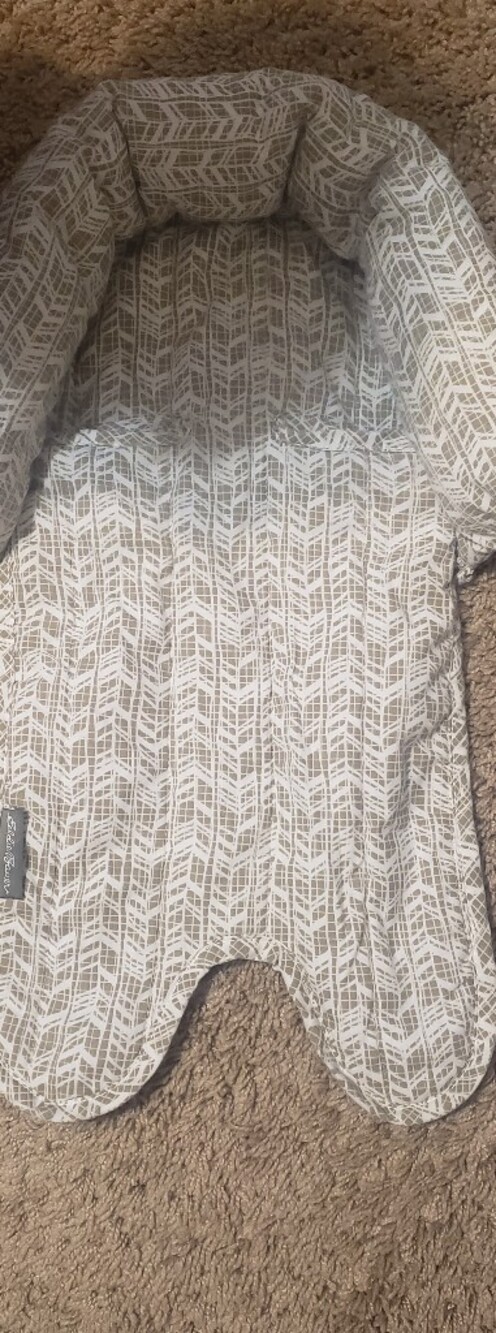 Eddie Bauer Beige and White For Carseat